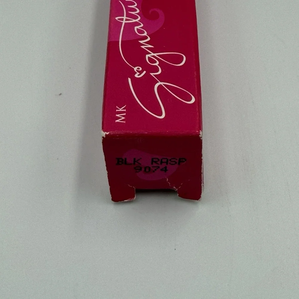 (1) Mary Kay Signature Black Raspberry Creme Lipstick 9074